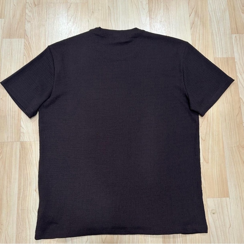 Forever 21 Dark Brown Short Sleeve Tee - Picture 2 of 2